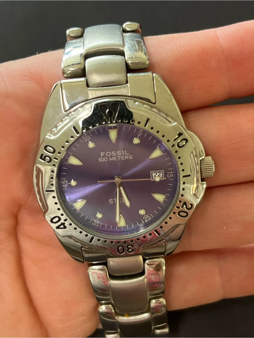 Fossil stainless steel